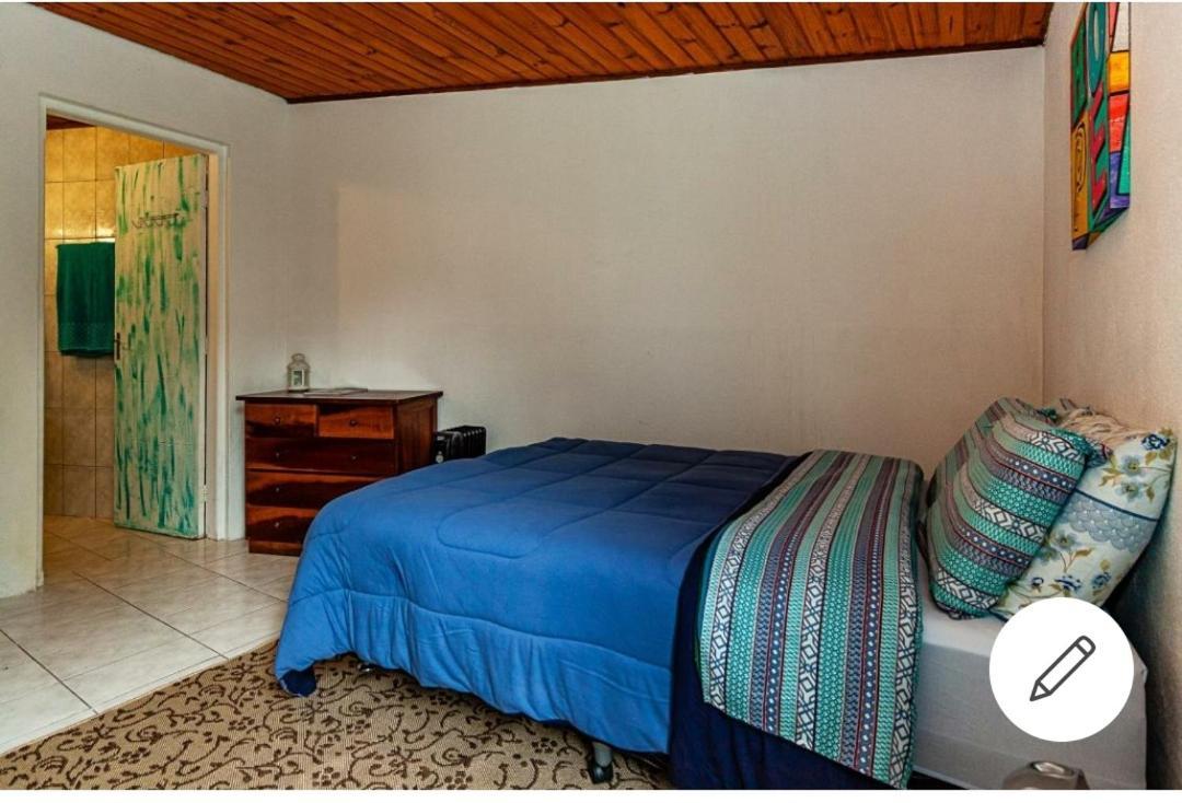 Edicula Privativa Quitinete Apartment Campos do Jordao Bagian luar foto